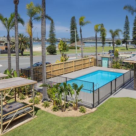 South Pacific Palms Motor Inn Tuncurry Extérieur photo